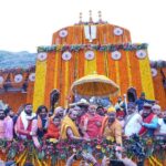 भगवान बदरीनाथ धाम के कपाट खुले, आध्यात्मिक आनन्द प्राप्त करने यात्रा करना जरूरी