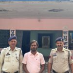 *इंस्टाग्राम फेसबुक से फर्जी आईडी बनाकर महिला का सोशल मिडिया में फोटो वायरल करने वाला आरोपी सूरत गुजरात से गिरफ्तार, जेल भेजा गया*