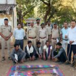 वन्यप्राणी बायसन को तीर से घायल करने वाले 05 आरोपी गिरफ्तार, भेजे गए जेल