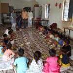 ग्राम पंचायत गौरमाटी में आंगनबाड़ी केंद्रों में नेवता भोज का आयोजन