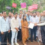छत्तीसगढ़ प्रदेश स्वास्थ्य कर्मचारी संघ एवं जीवनदीप कर्मचारी संघ ने मुख्यमंत्री के नाम कलेक्टर को सौंपा ज्ञापन,लंबित मांगों के निराकरण और निजीकरण पर रोक की मांग