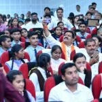 *उप मुख्यमंत्री विजय शर्मा ने बच्चों के बीच बैठकर की आत्मीय बातचीत, पढ़ाई और भविष्य के सपनों की ली जानकारी*